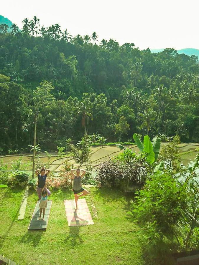 Buda's Homestay Lemukih Buleleng  Bagian luar foto
